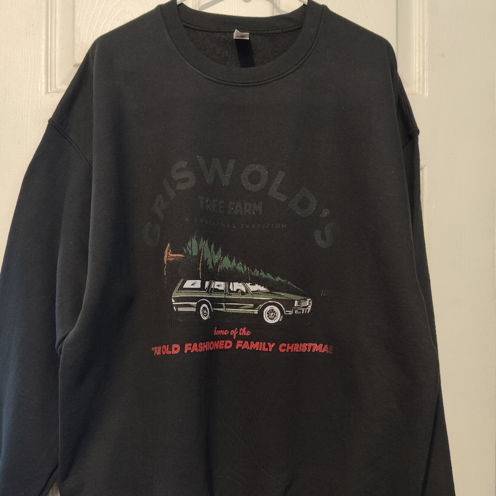 Gildan Griswold Christmas tree Farms sweatshirt color black men's size XLarge